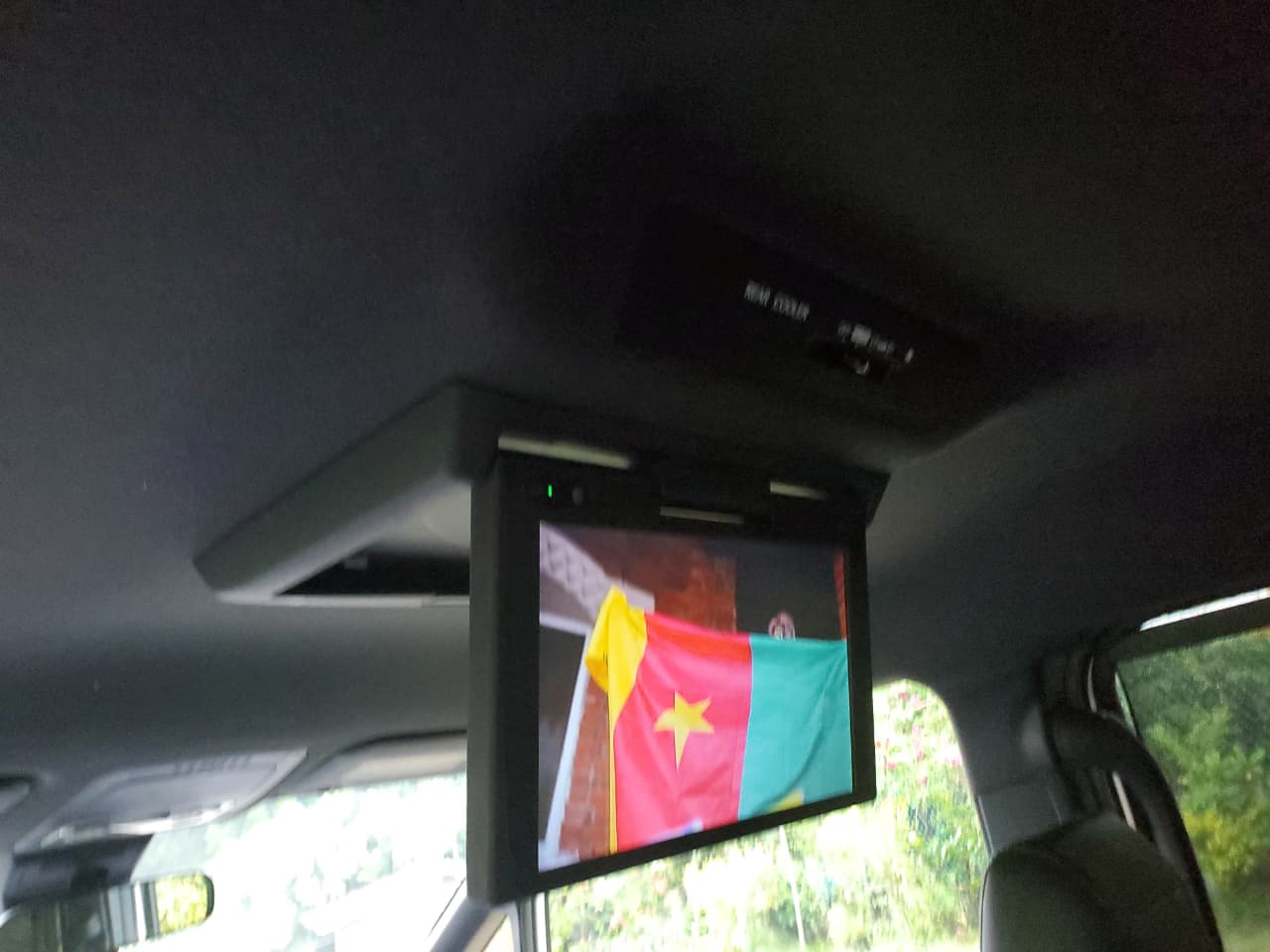 
								TOYOTA NOAH G’s full									